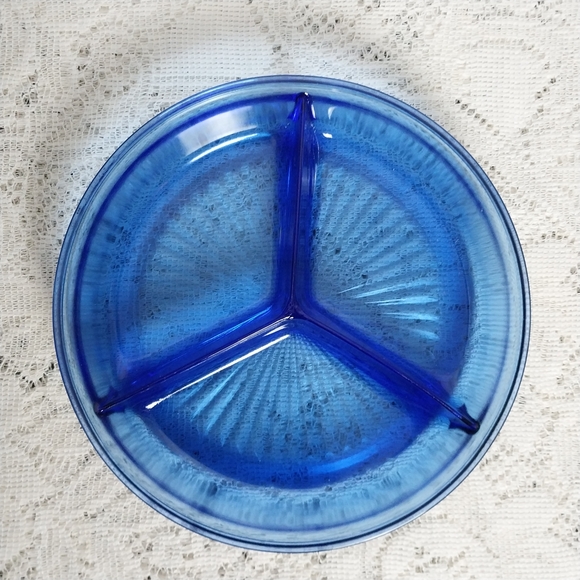 Vintage Mid 1900s Jeannette Cobalt Blue Divided Relish Plate Serving Dish - Picture 4 of 4